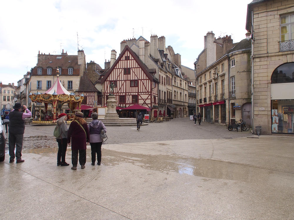 casual photos of Dijon by Don